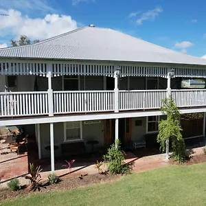 Montrose On Moore Bed & Breakfast